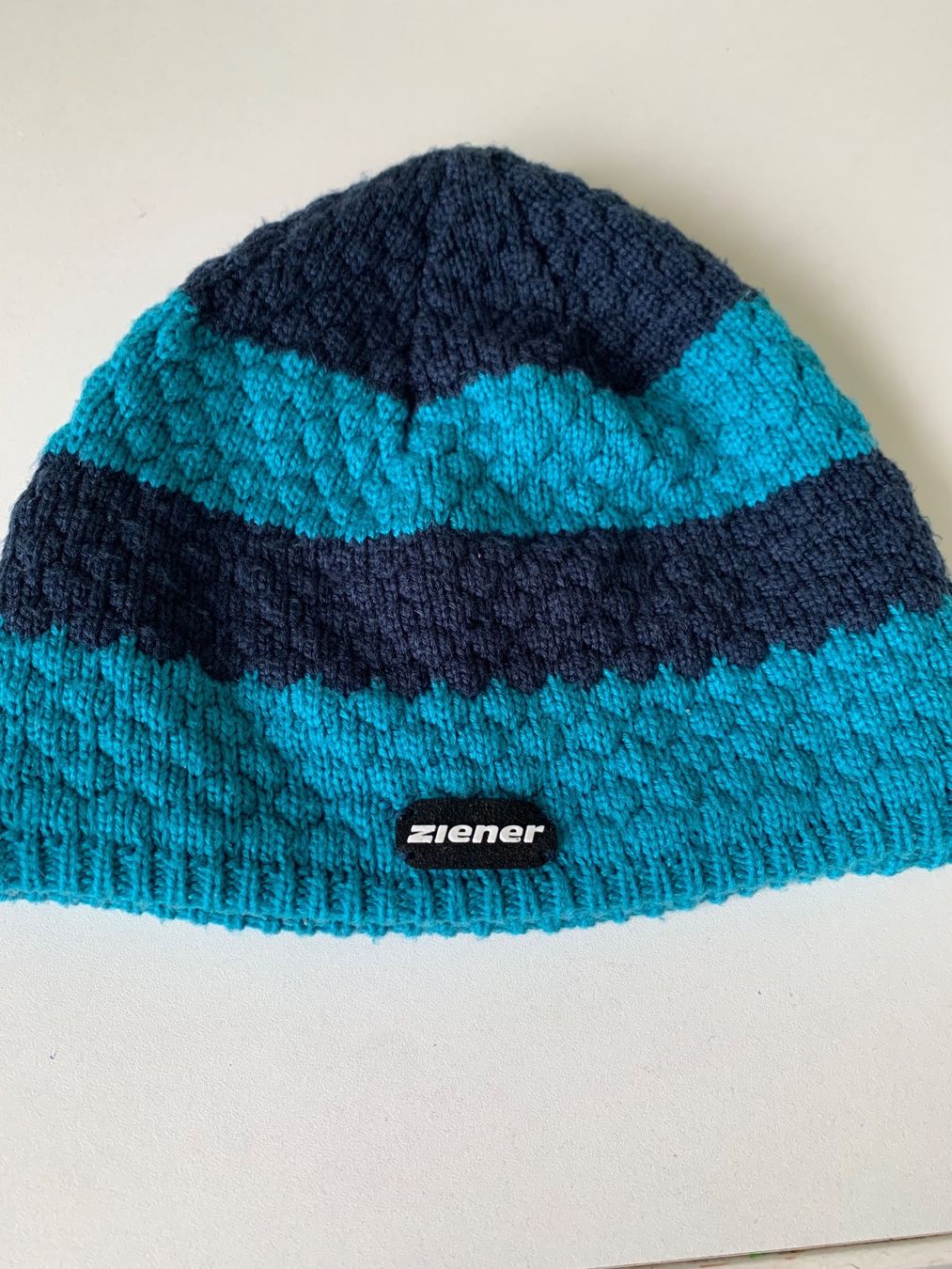 Chapeaux, bonnets & casquettes: Strickkappe – D'occasion à Gondiswil par kaj_26vz