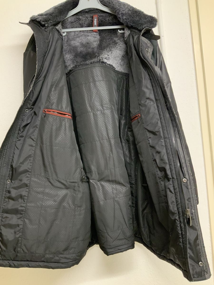 Bugatti Cappotti: Herren Winterjacke Bugatti  Gr.52 gebraucht Dunkelbraun – Usato da Wallisellen venduto da AS.TZ. 5