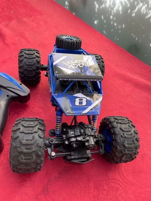 Modellismo RC: 4x4 Extreme Crawler Rock Rover ferngesteuert – Usato da Bergdietikon venduto da antovale 1