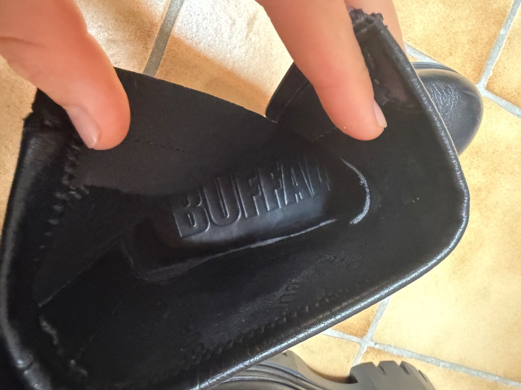 Scarpe da uomo: Buffalo – Nuovo (secondo la descrizione) da Lussery-Villars venduto da Ghuutz 4