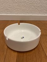 Weisser Aschenbecher