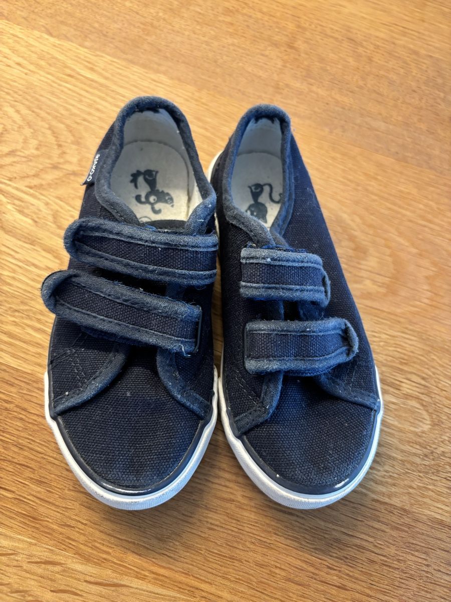 Schuhe für Jungen: Stoffschuhe – Gebraucht aus Muhen von Claudi1985