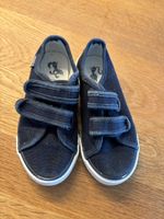 Stoffschuhe