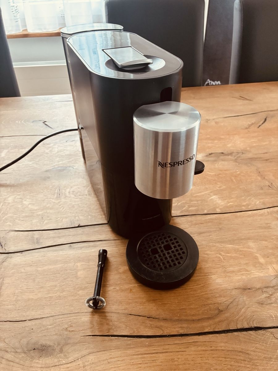 Nespresso Kaffeemaschinen & Espressomaschinen: Nespresso Atelier Kaffeemaschine – Gebraucht aus Kriens von Stern82