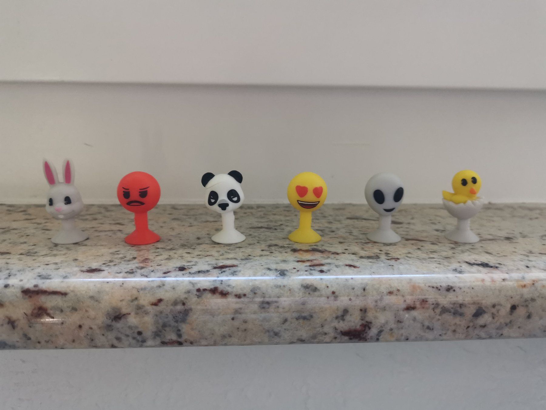 Jouets: 6 div. Emoji Figuren – Neuf (Voir description) à Dornach par Hei50