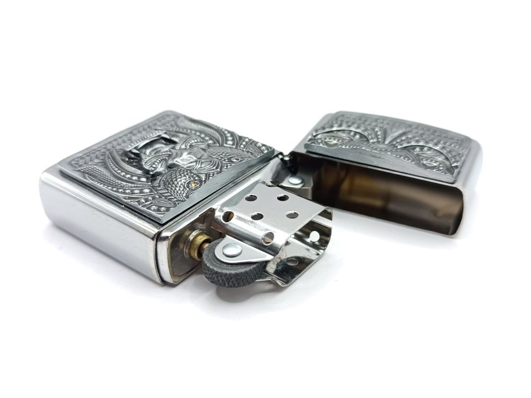 Zippo Accendini: ZIPPO Löwe Emblem Feuerzeug 2005906 – Nuovo e nell'imballaggio originale da Ennenda venduto da Benzinflamme 3