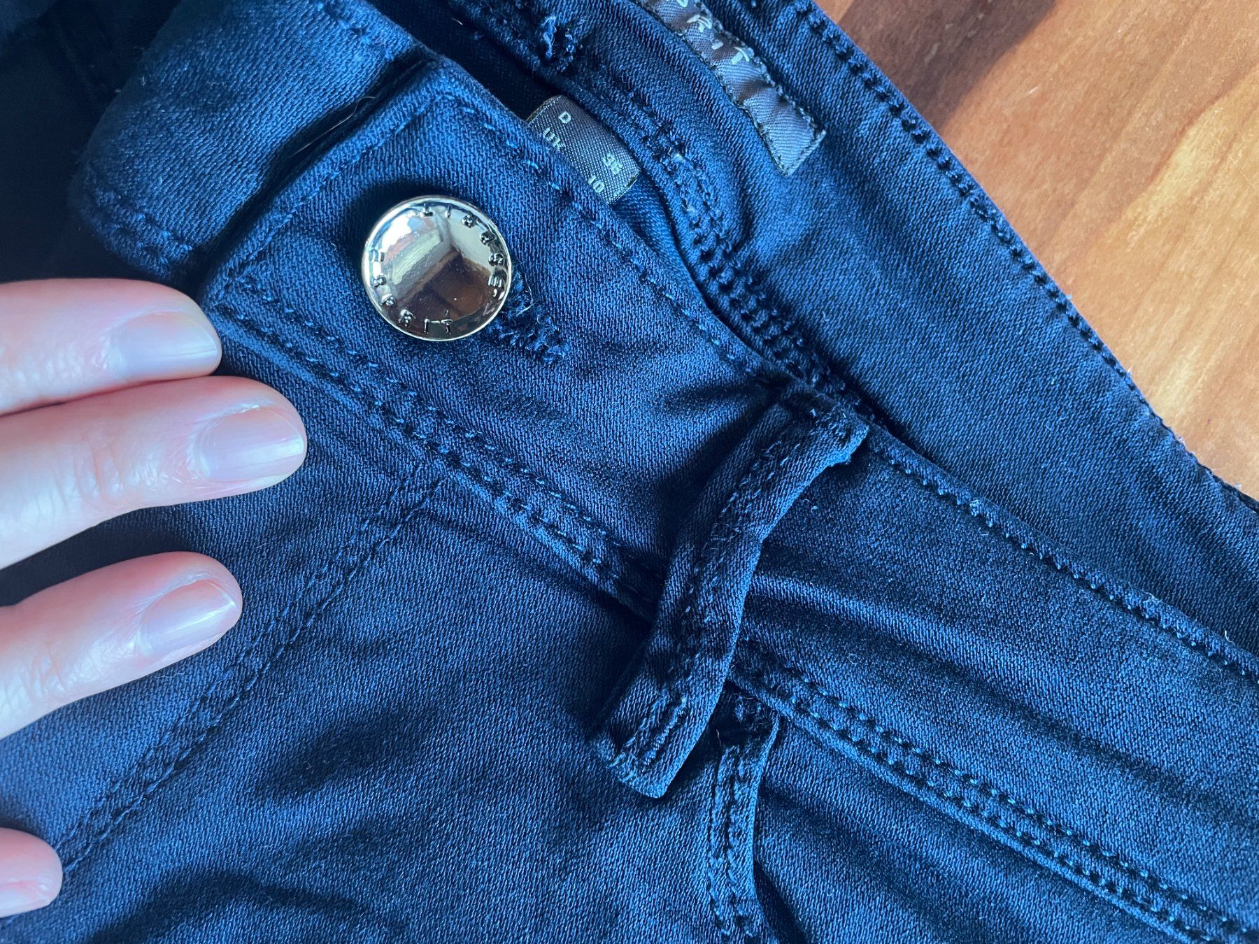 Esprit Jeans: Dunkelblaue Jeans von Esprit Gr. 36 – Usato da Urtenen-Schönbühl venduto da winterkalt 2