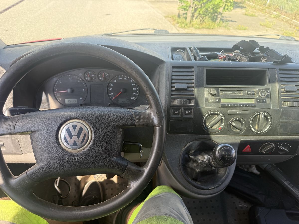 VW Automobili: VW t5 – Usato da Chur venduto da mar_z5xh 2