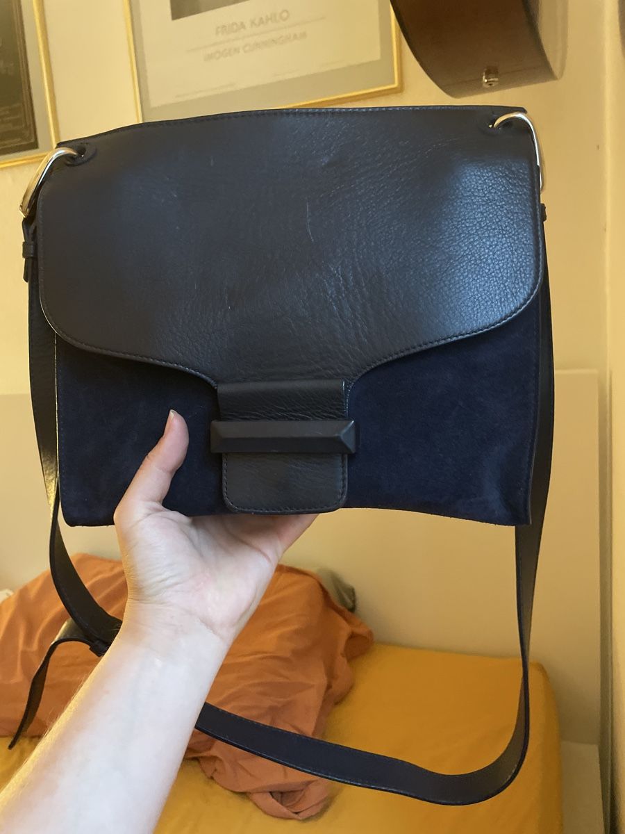 Massimo Dutti Borse da donna: Massimo Dutti Ledertasche, neuwertig, dunkelblau – Nuovo (secondo la descrizione) da Zürich venduto da Carlajimena 4