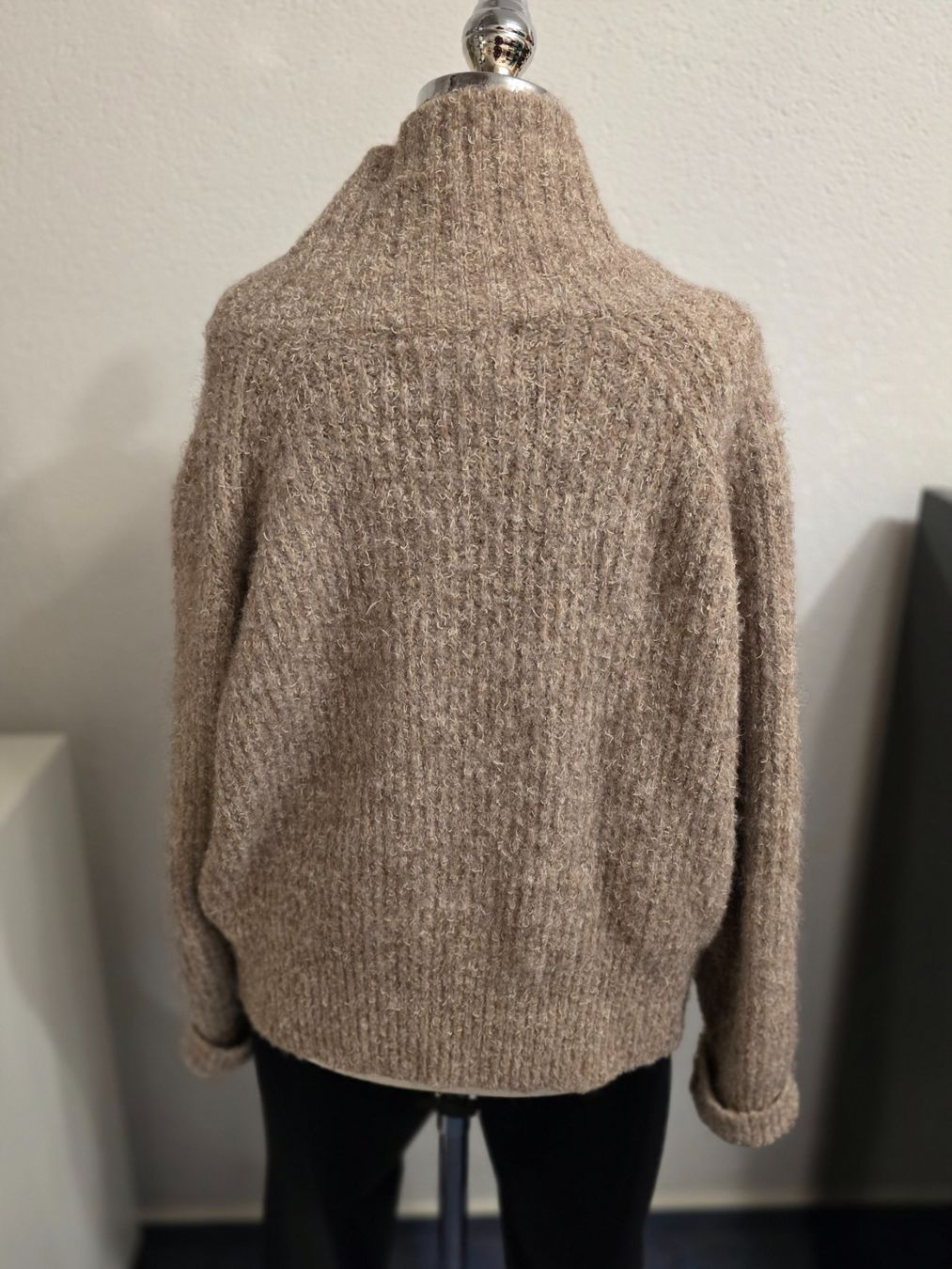 Opus Giacche: Strickjacke von Opus Y2K – Usato da Neerach venduto da Basile1 5