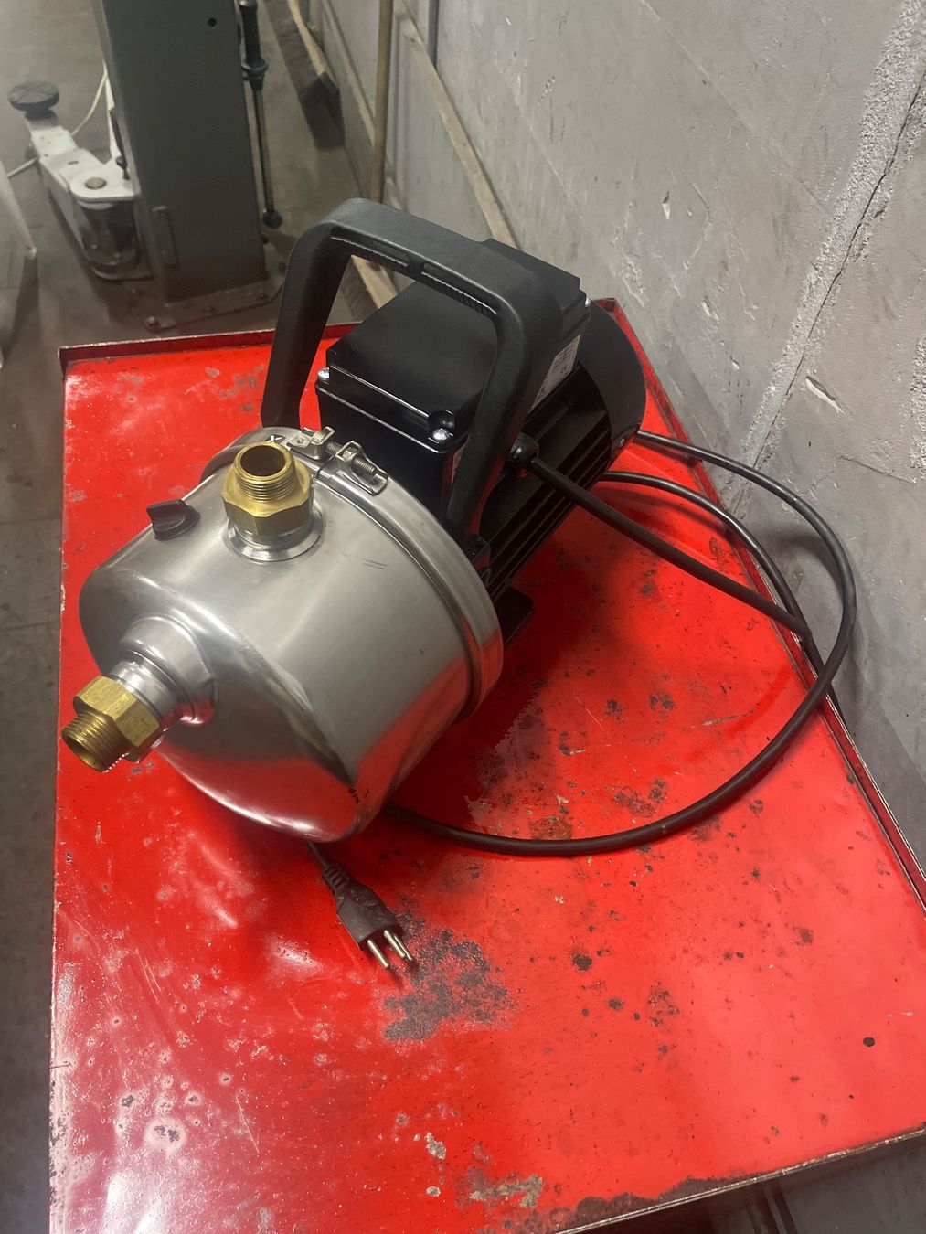 Pompe & Parti di ricambio: Pumpe Wasserpumpe Motor 220V – Usato da Giebenach venduto da Toto222 6
