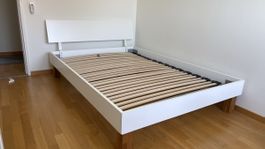 CARA Bettrahmen 140x200 cm mit Kopfstütze / Lättlirost