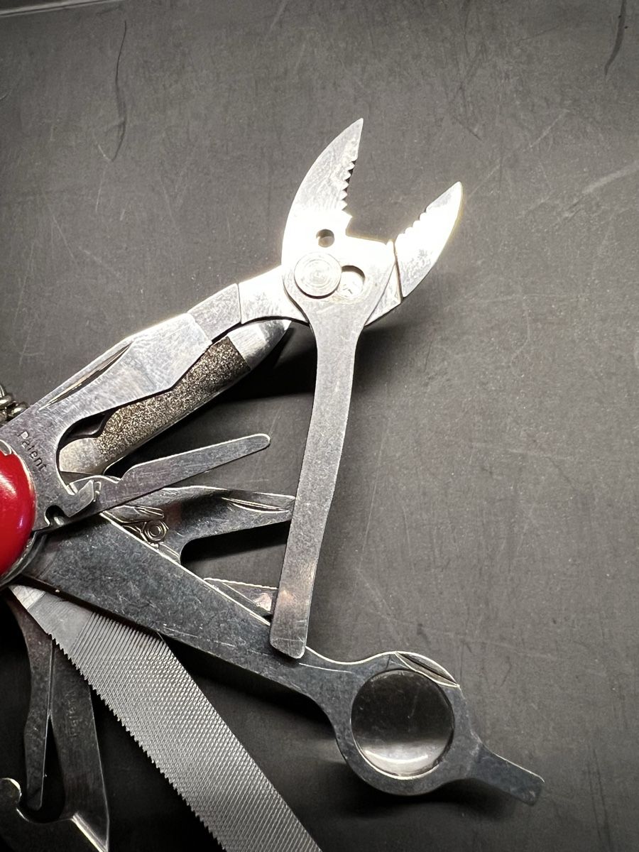 Victorinox Taschenmesser: Victorinox Motorist Schweizer Taschenmesser – Gebraucht aus Niederwangen BE von KFI 4