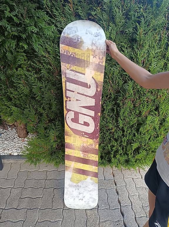 Boards: GNU Snowboard  Made in USA  ohne Bindung – D'occasion à Siebnen par jos_pm9n 1