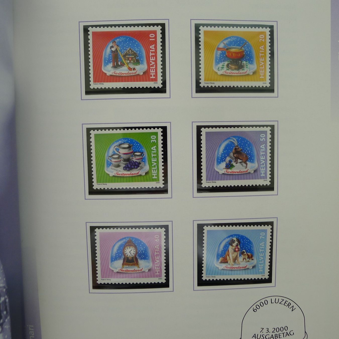 Tutti i francobolli: 2000: Jahresbuch komplett postfrisch **. – Usato da Sursee venduto da Luzernerraute 1