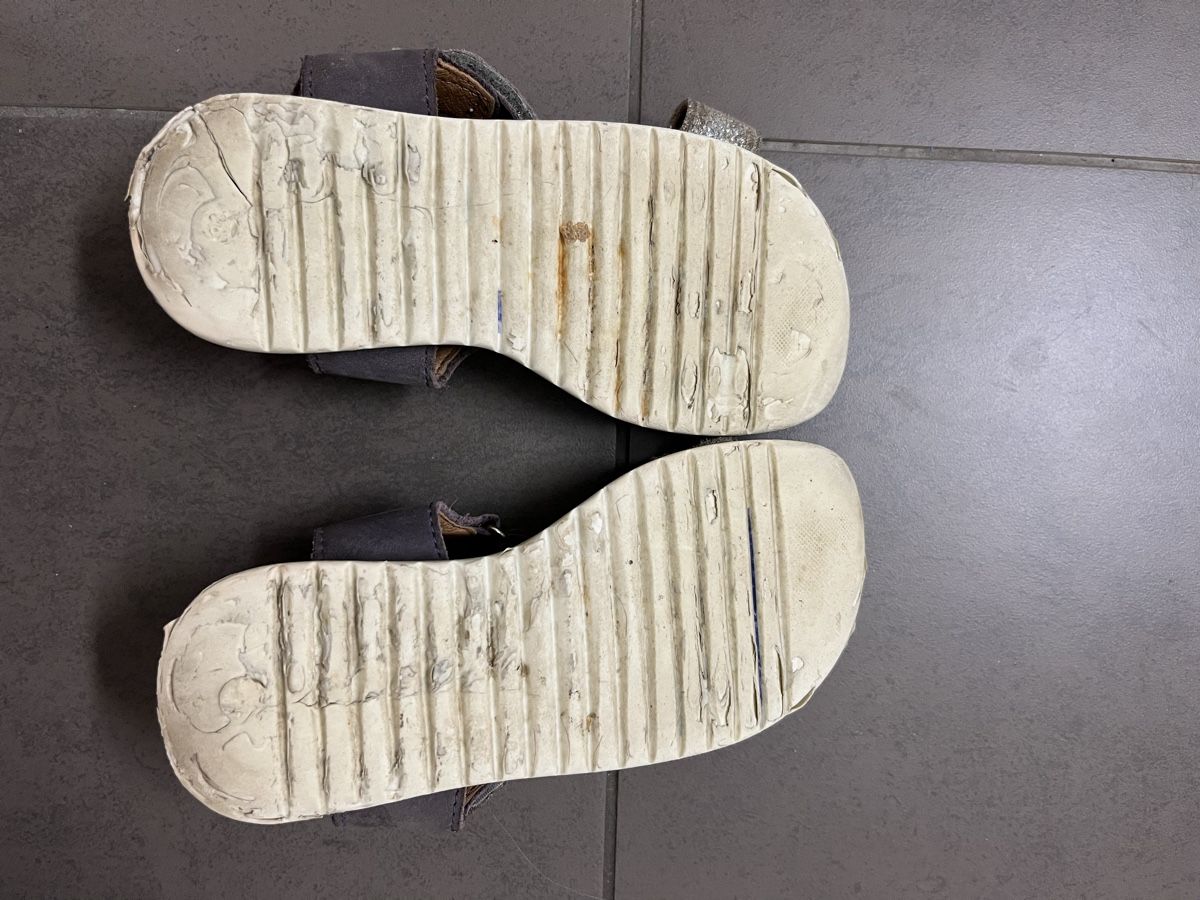 Bisgaard Scarpe per ragazze: Bisgaard Sandalen Leder 28 – Usato da Zürich venduto da Gabi_78 4