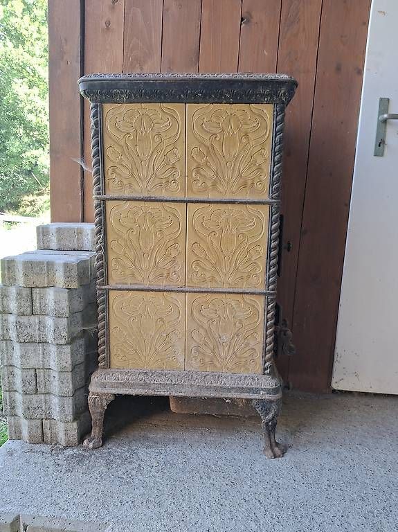 Altri mobili d'antiquariato: Alter Ofen Kachelofen – Usato da Kirchlindach venduto da mar_rt7v