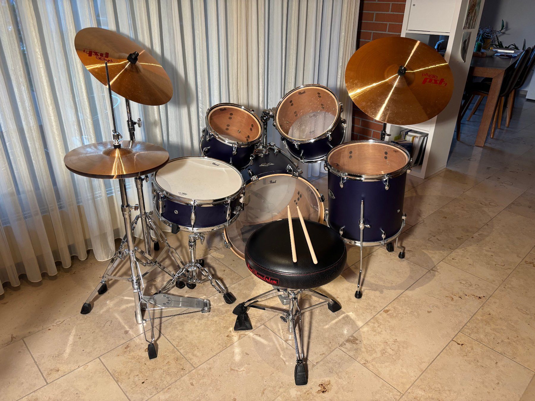 Strumenti musicali: Pearl. Profi Kinder Schlagzeug mit Hocker – Usato da Aarwangen venduto da Lioness17 1