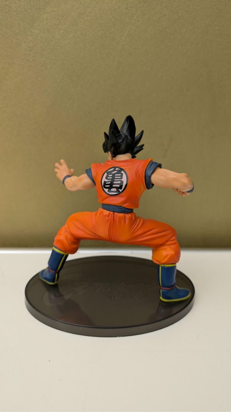 Statuette: Dragon Ball Son Goku Figur – Usato da Davos Platz venduto da bongo007 1