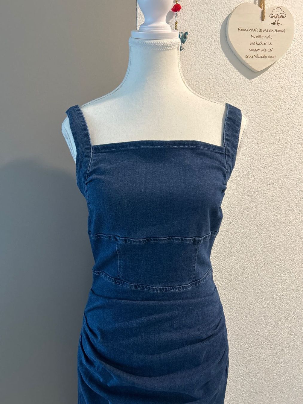 Vestiti: Damen Jeanskleid dunkelblau Grösse M – Usato da Brunnen venduto da Nala2929 1