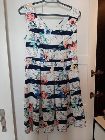 Yumi; festliches Sommerkleid, Grösse 38