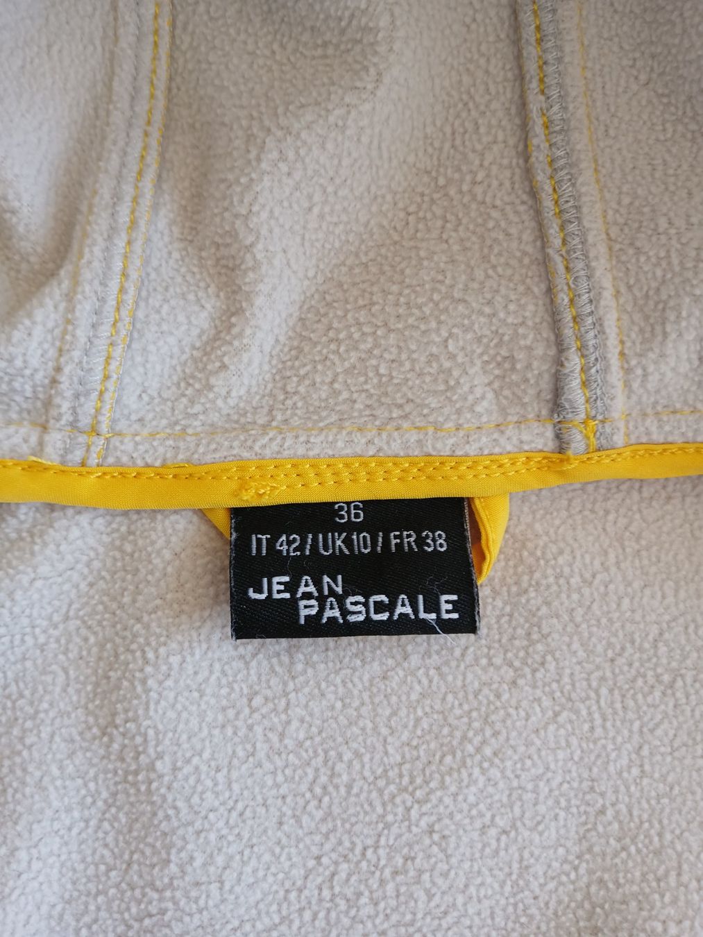 Jacken: Leichte Shelljacke gelb Gr. S/36 – Gebraucht aus Weisslingen von Brillianto 4