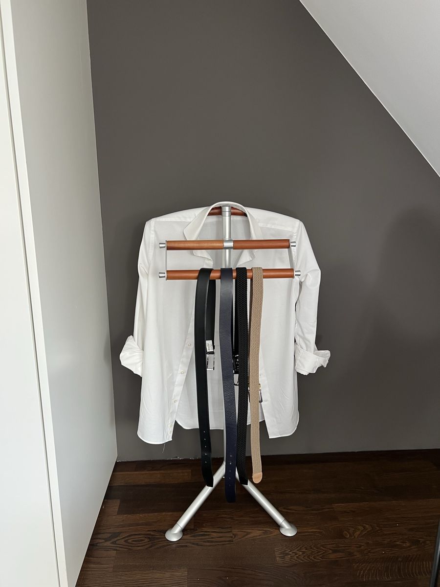 Garderobe: Herrendiener – Gebraucht aus Zürich von ber_mv2c 2