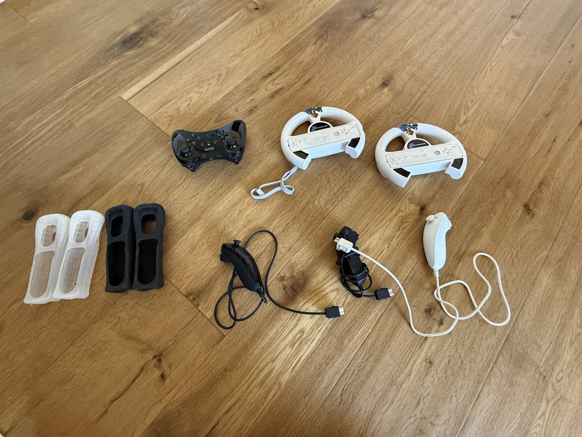 Nintendo Consoles: Wii U 32GB – D'occasion à Alberswil par 400589611 3