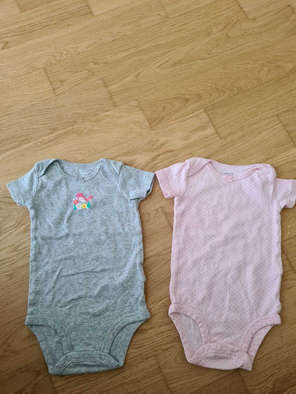 Carter's Biancheria intima: 2 Body von Carter's, 9monate – Usato da Horw venduto da Mirii91