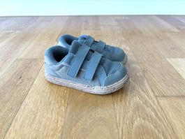Turnschuhe Klettverschluss Schuhe atmungsaktiv Gr. 22