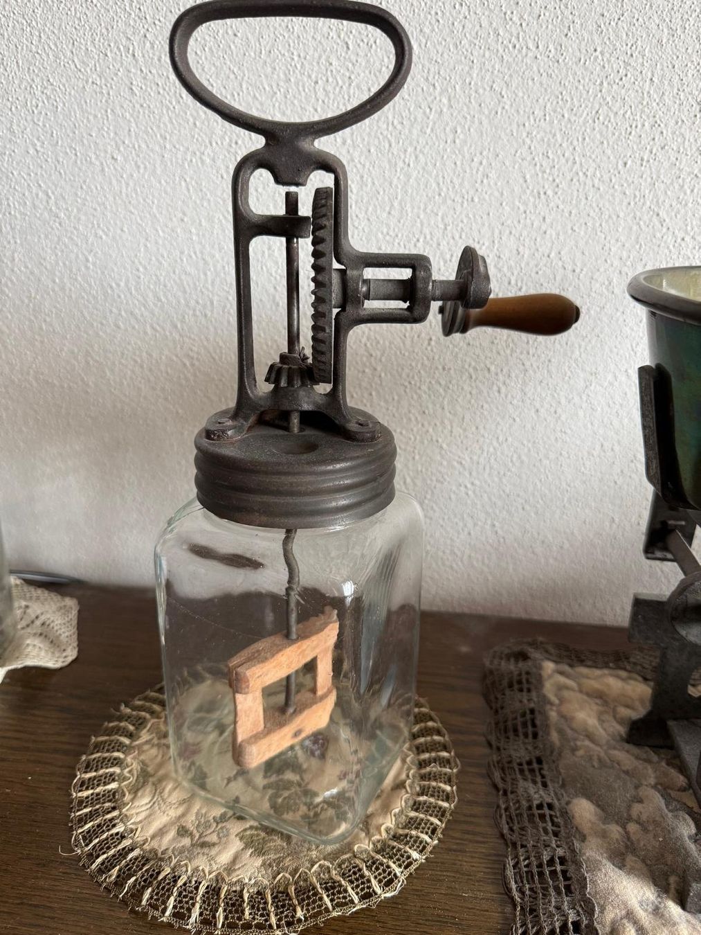 Tutte le decorazioni: Mechanische Buttermaschine – Usato da Bellinzona venduto da sonneee24