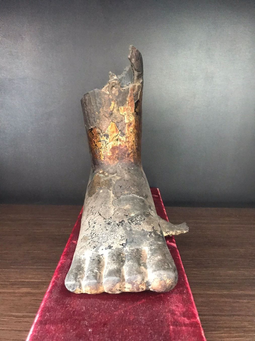Sculture & Statue: Antique Buddha foot statue – Usato da Lausanne venduto da NYC67 5