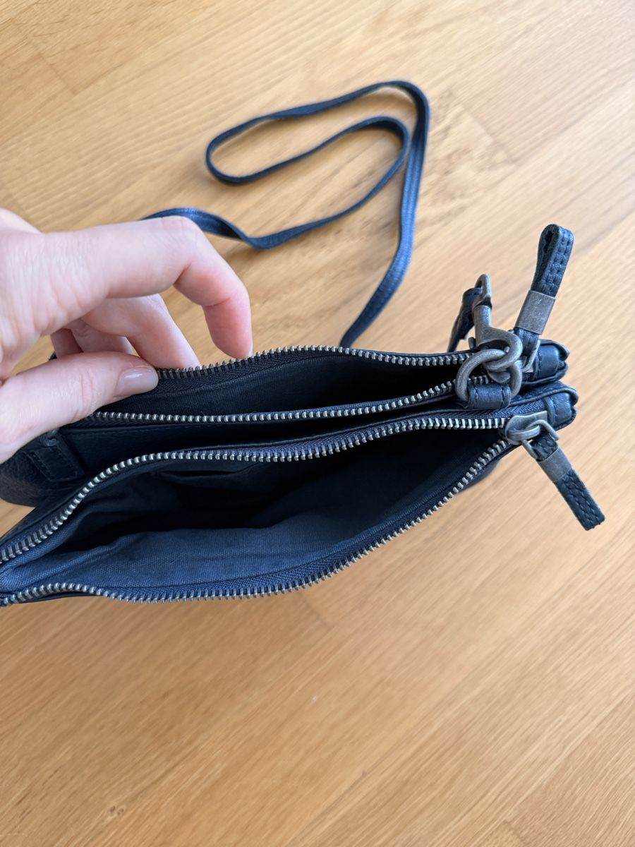 Liebeskind Borse da donna: Liebeskind Tasche blau – Usato da Luzern venduto da marsupilami13 3