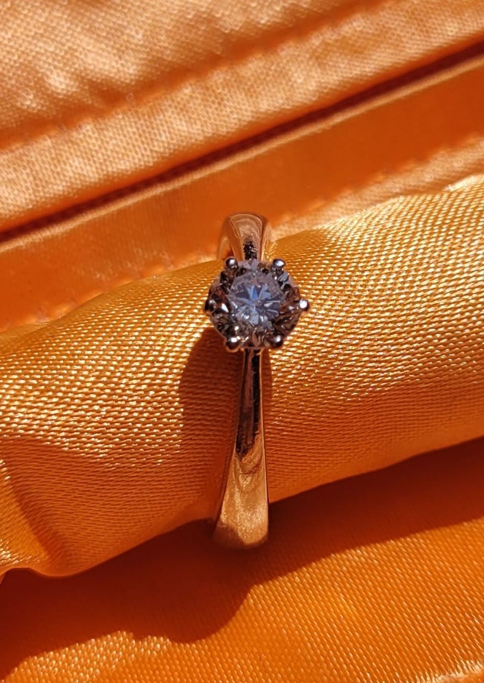 Ringe: Solitär Diamant-Ring Weissgold – Gebraucht aus Gams von kat_lg5l 2