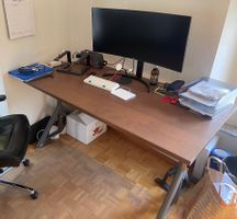 Schreibtisch braun/dunkelgrau IKEA IDASEN