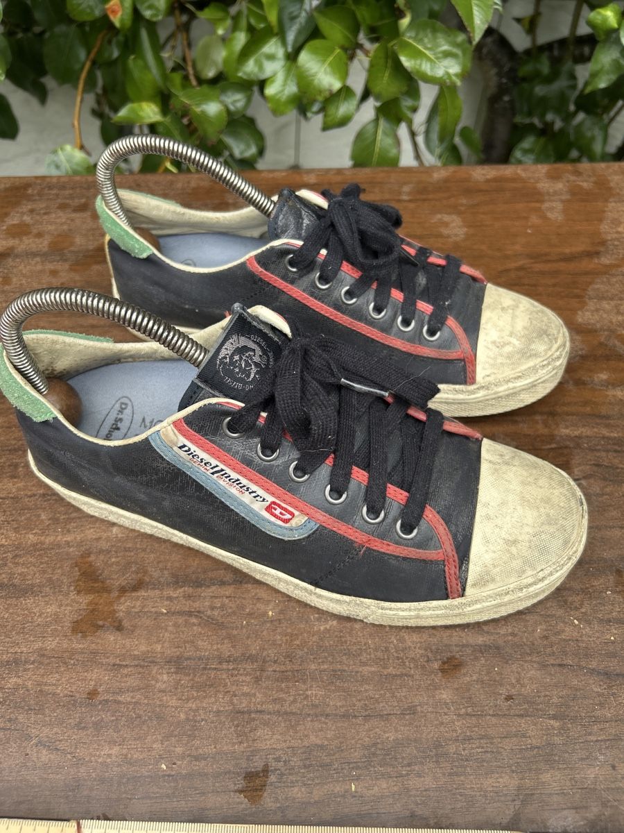 Diesel Scarpe da uomo: Diesel Schuhe gebraucht – Usato da Bonstetten venduto da Ebano-