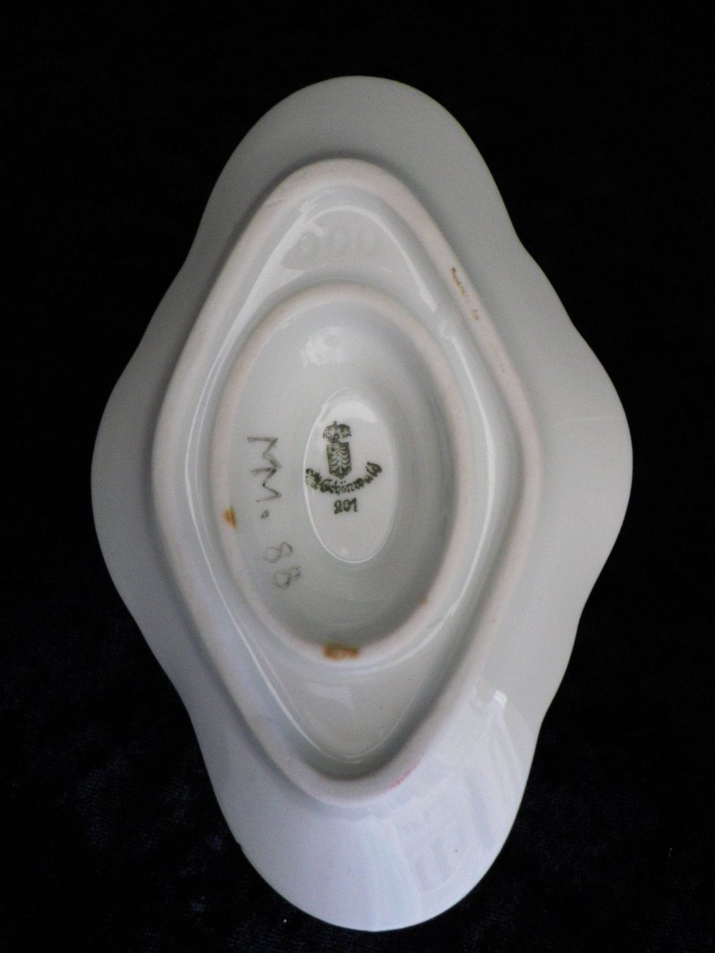 Schalen: Kleine Sauciere – Gebraucht aus Reinach BL von Annodomini 5