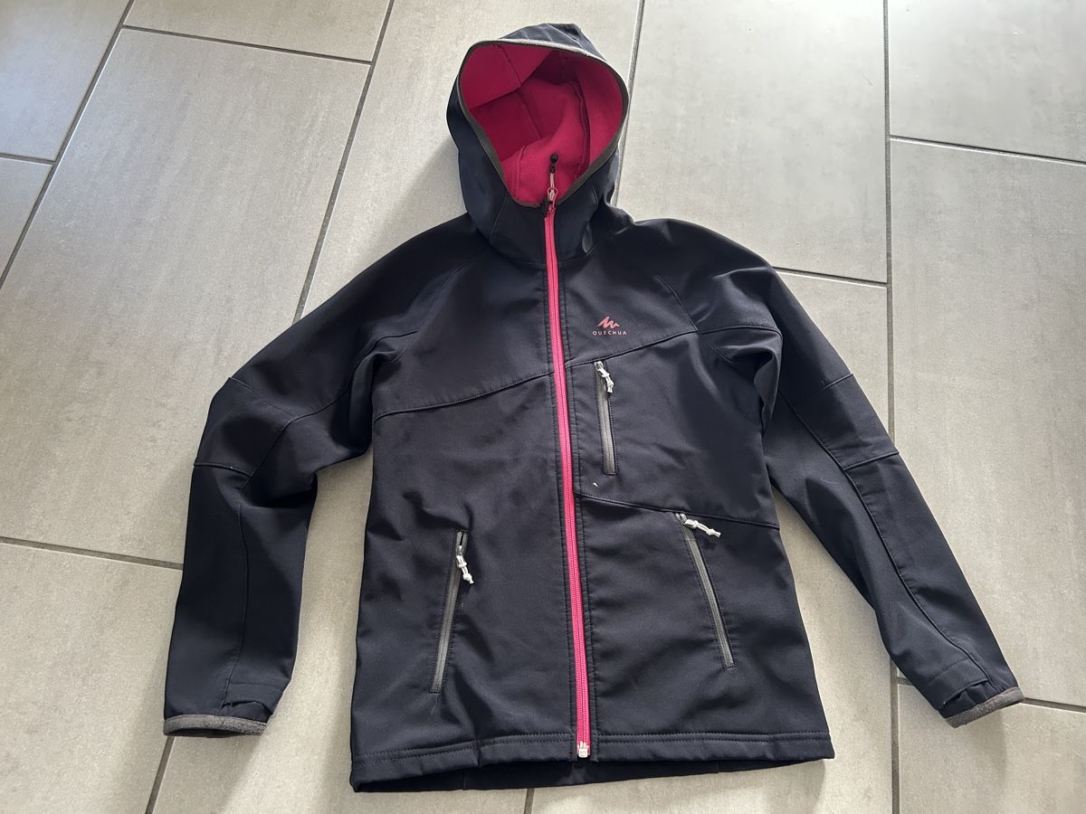 Decathlon Giacche & Cappotti: Softshell-Jacke Gr. 134/140 – Usato da Hinwil venduto da trauber