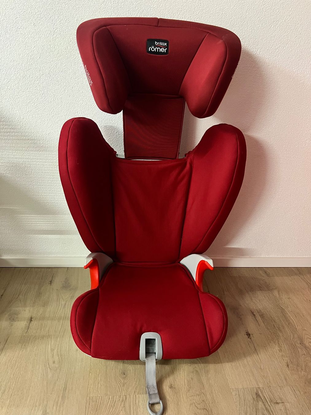 Britax Römer Seggiolini per auto: Kindersitz Britax Römer mit Isofix aus erster Hand – Usato da Halten venduto da enilin 3