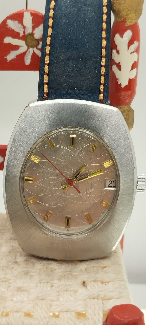Orologi: Montre récupération – Usato da La Chaux-de-Fonds venduto da jac_9llg