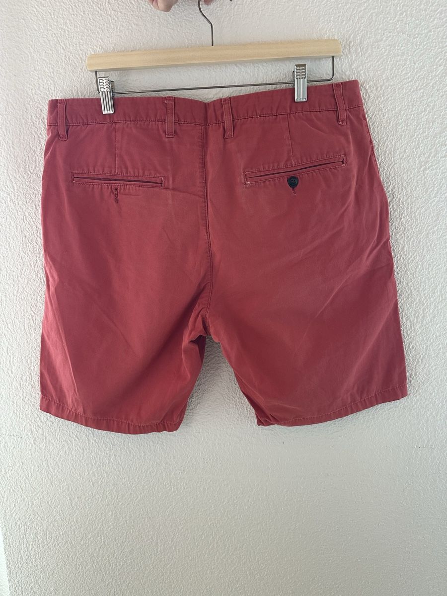 H&M Pantaloni: H&M L.O.G.G. Shorts Gr. 34, Rot - Gratisversand – Usato da Frutigen venduto da lurit 1