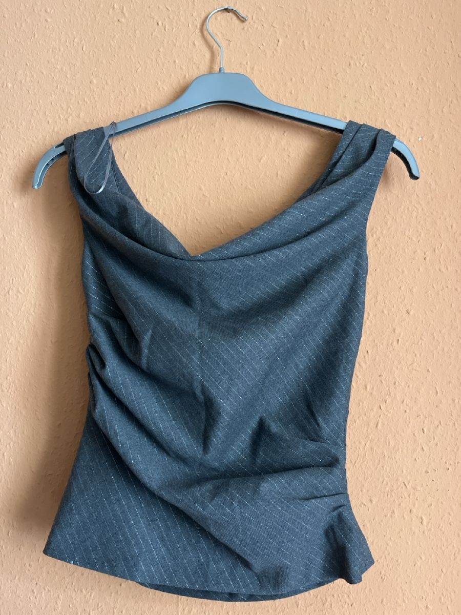 Top: Top Zara élégant, taille L – Nuovo (secondo la descrizione) da Genève venduto da nou_z96k 1
