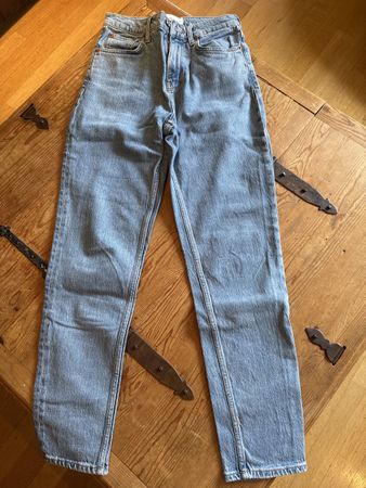 MNG Jeans Gr. 34 Hellblau, sehr guter Zustand, Top Herbst!