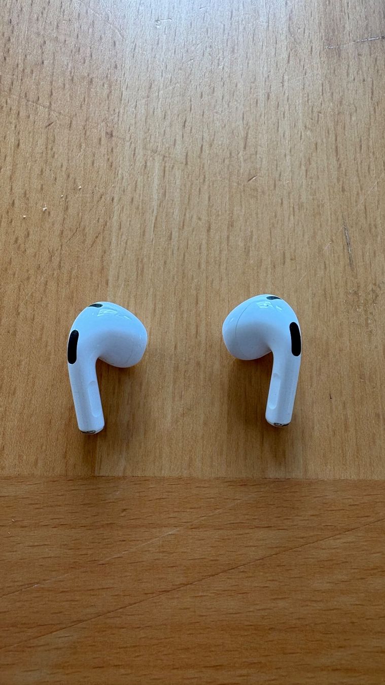 Apple Kopfhörer: AirPod 3ème génération – Gebraucht aus Villarimboud von emi_5mrx 3