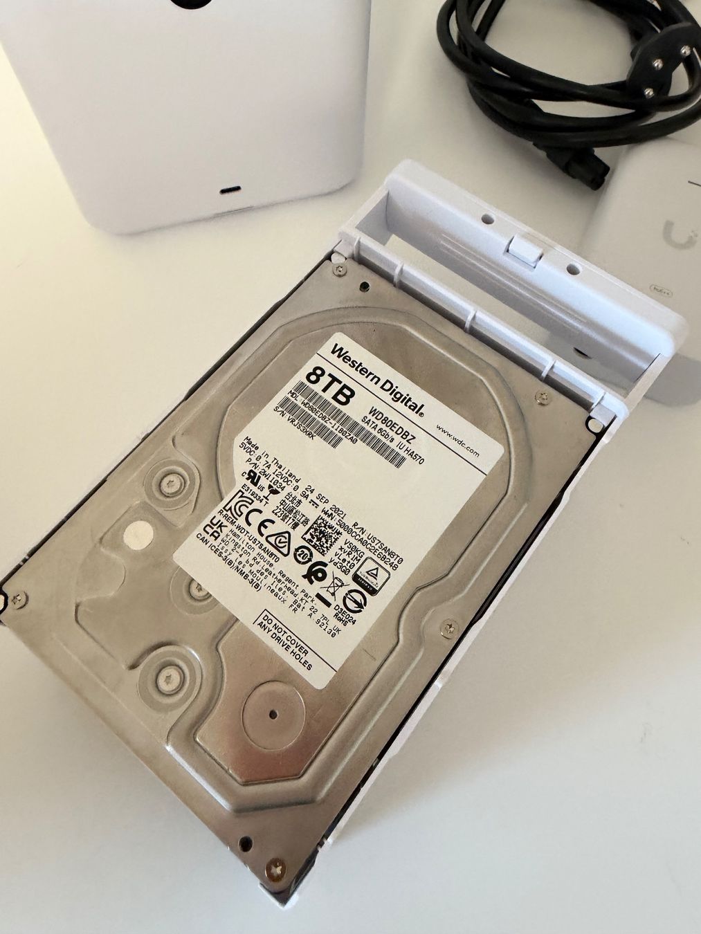 Ubiquiti Server: Ubiquiti Unas 2 mit 2x 8TB HDD – Gebraucht aus Thayngen von Karbonara 4