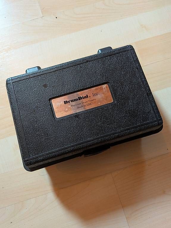 Strumenti musicali: DrumDial Digital Drum Tuner Case Set – Usato da Wallisellen venduto da witch_finder 3