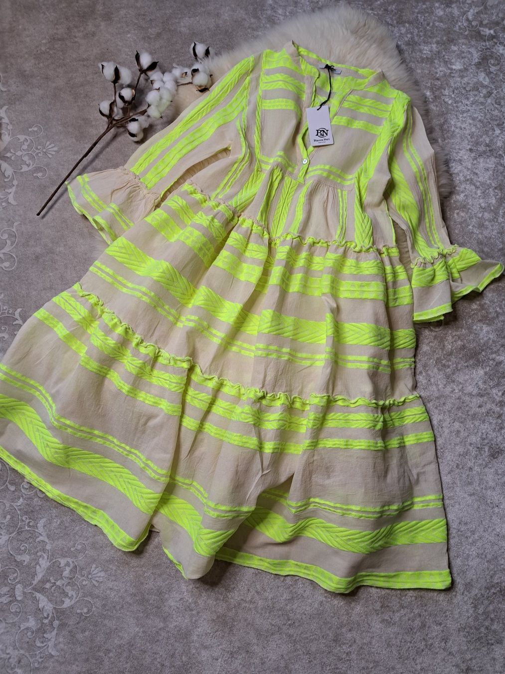 Vestiti: natürliches italienisches Kleid – Usato da Leissigen venduto da ali_k9v8