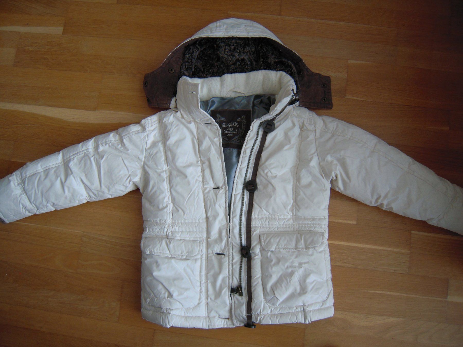 Jacken & Mäntel: Mädchen Winterjacke Gr 110 – Gebraucht aus Uzwil von visions77