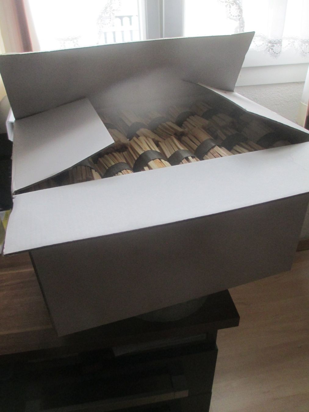 Articoli in legno: 80 Stück Anzündhilfen – Nuovo (secondo la descrizione) da Hasle LU venduto da Flamme6 2