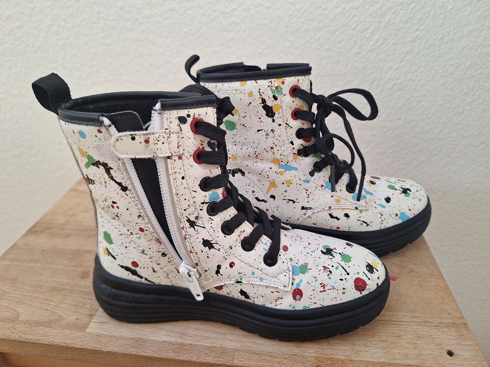 Geox Chaussures filles: Geox Stiefel Grösse 28 – D'occasion à Sissach par Nothing123 2